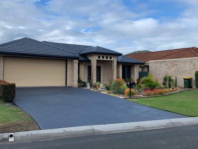 Newly resurfaced concrete driveway - EcoCrete Adelaide